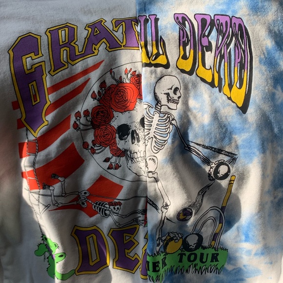 Grateful Dead Tops - Greatful Dead sweatshirt